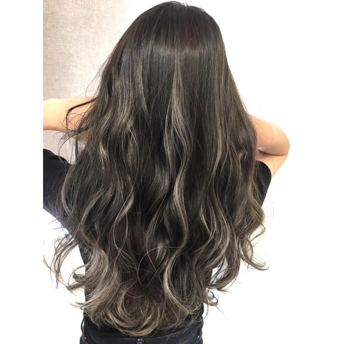 ロング カラー ヘアカラー トリートメント 井上 一平のヘアスタイル