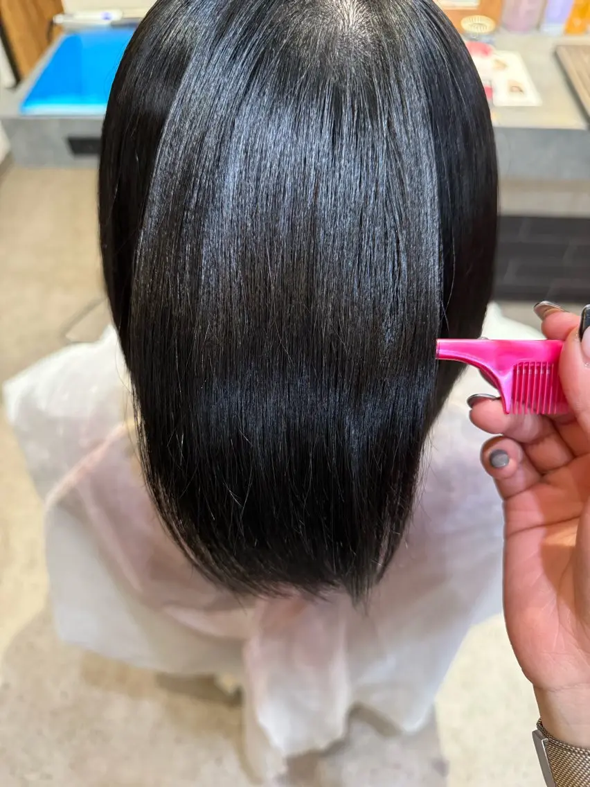 カラー 明 (めい)のヘアスタイル