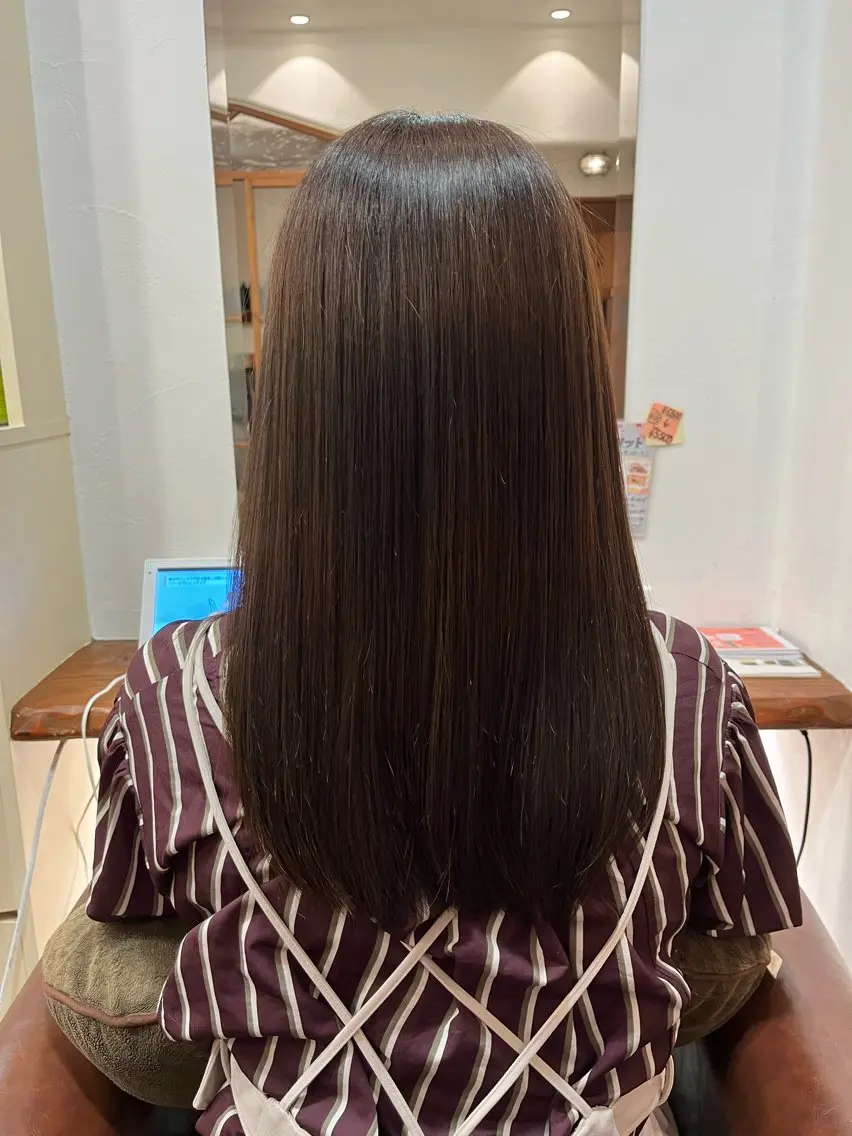 ロング 小山 朱音のヘアスタイル