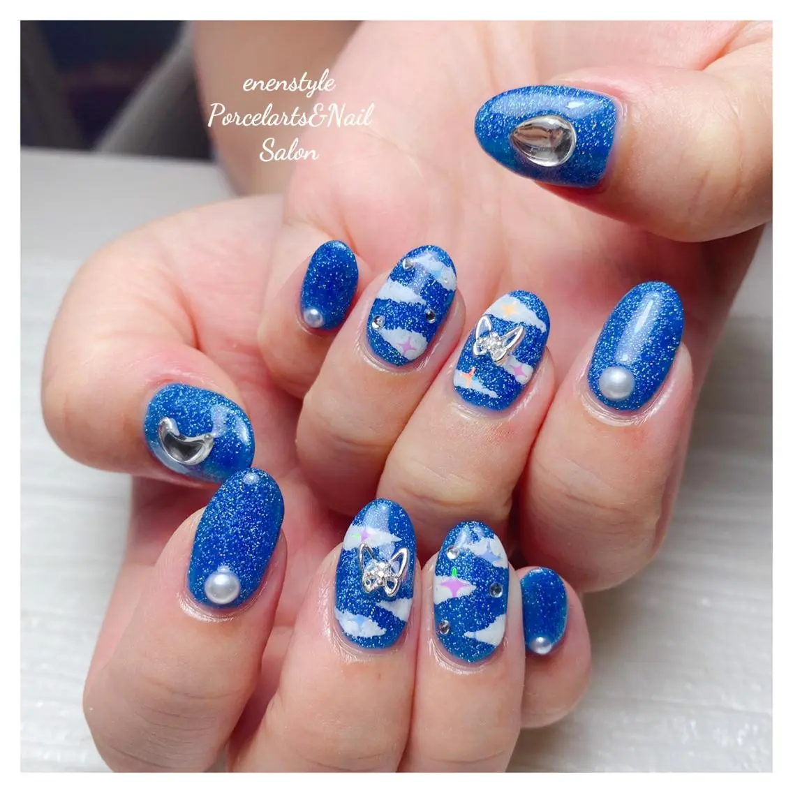ミディアム ネイル 🐾enen style 🐾のネイルデザイン