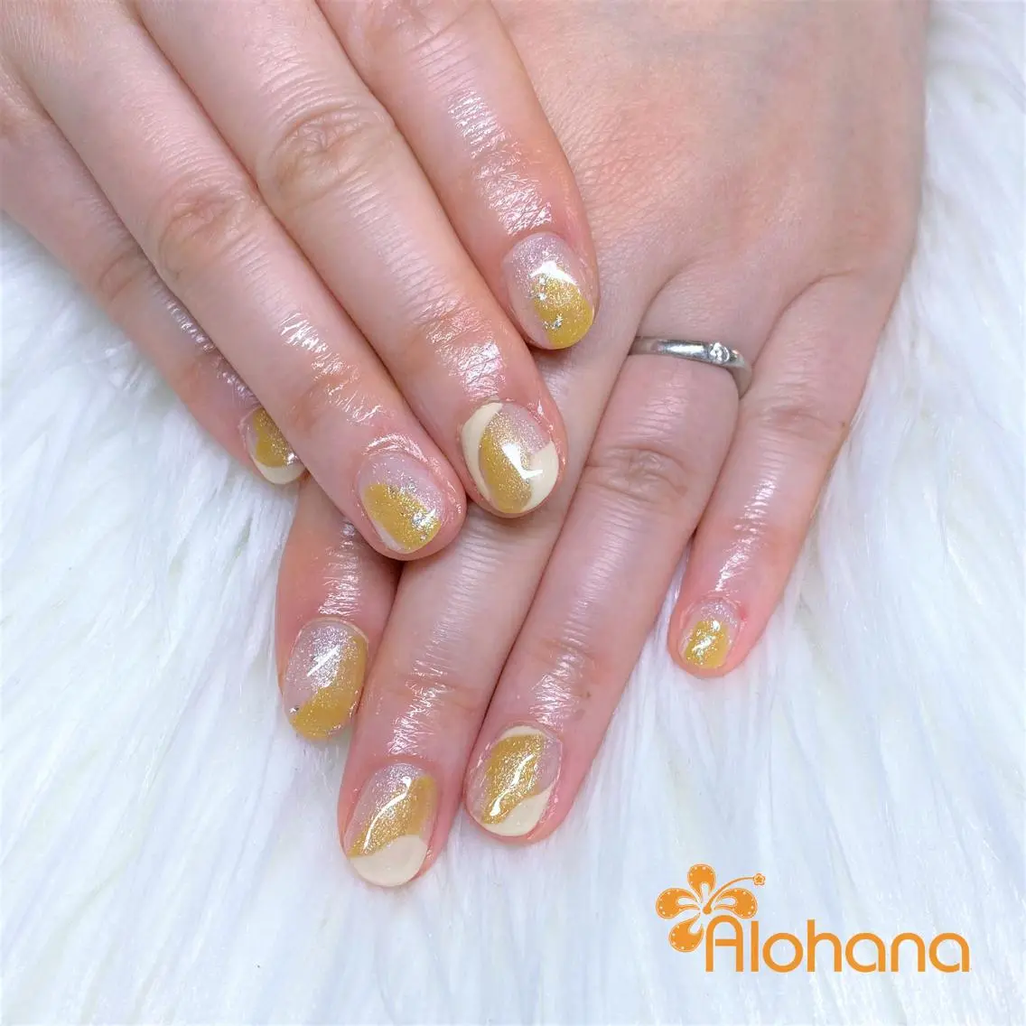ネイル ニュアンスネイル ハンドネイル Alohana Minaのネイルデザイン