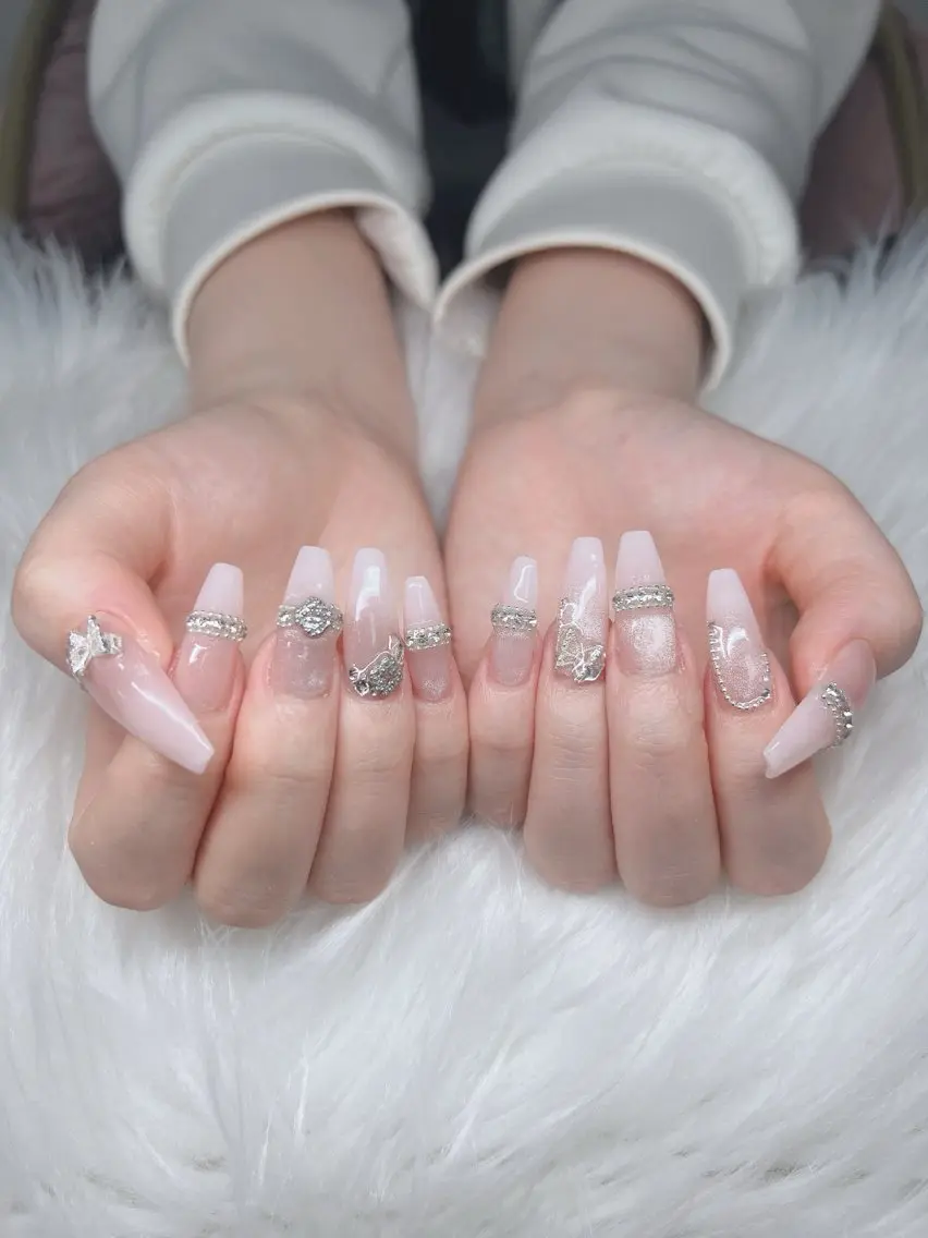 ネイル ハンドネイル Lee Nails チップ長さだし専門店のネイルデザイン