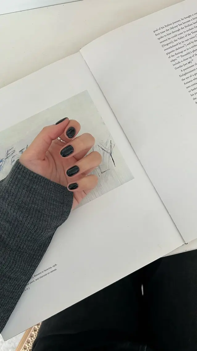 ハンドネイル　ワンカラー　(オフなしケア込)の写真