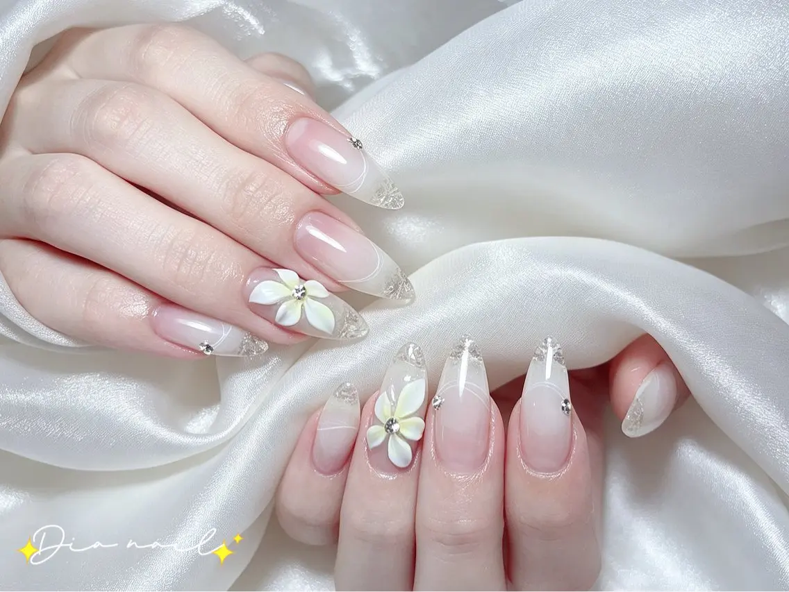 ネイル フットネイル 韓国ネイル レース マグネットネイル ニュアンスネイル ハンドネイル Dia nail サロンのネイルデザイン