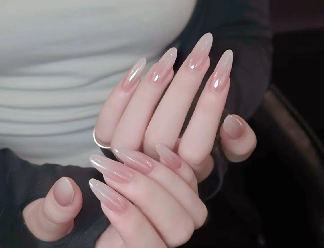 メンズ ネイル メンズ韓国風 オーロラネイル チークネイル 長さ出し フレンチネイル ハンドネイル ハンドケア NEW NAIL 池袋のネイルデザイン