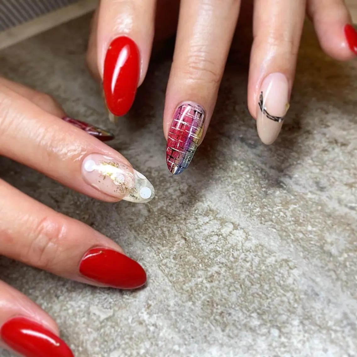 ネイル 赤色 プライベートサロン Rubynailのネイルデザイン