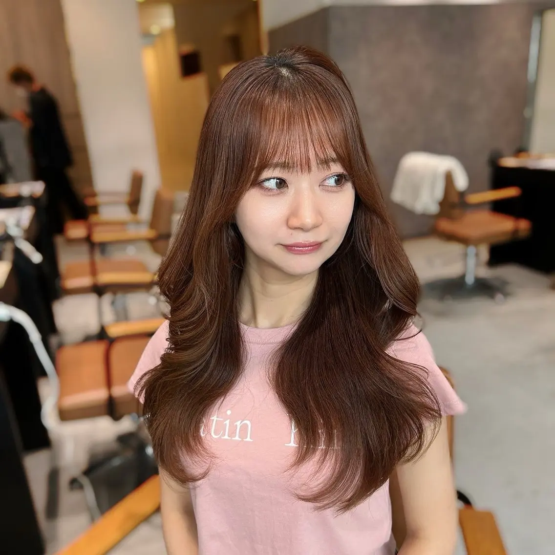 セミロング 韓国風ヘア レイヤーカット 奥田 蓮のヘアスタイル