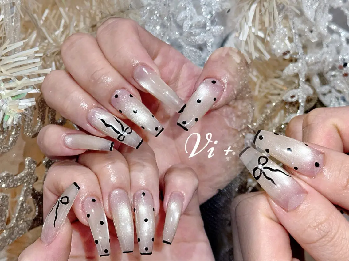 ネイル ハンドネイル ✨Nailsalon Vi+✨のネイルデザイン