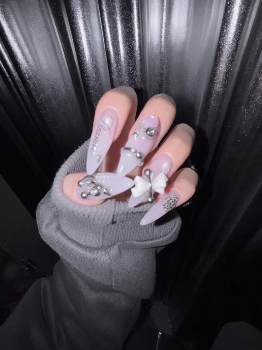 ネイル ハンドネイル HAPPI NAIL CALINのネイルデザイン