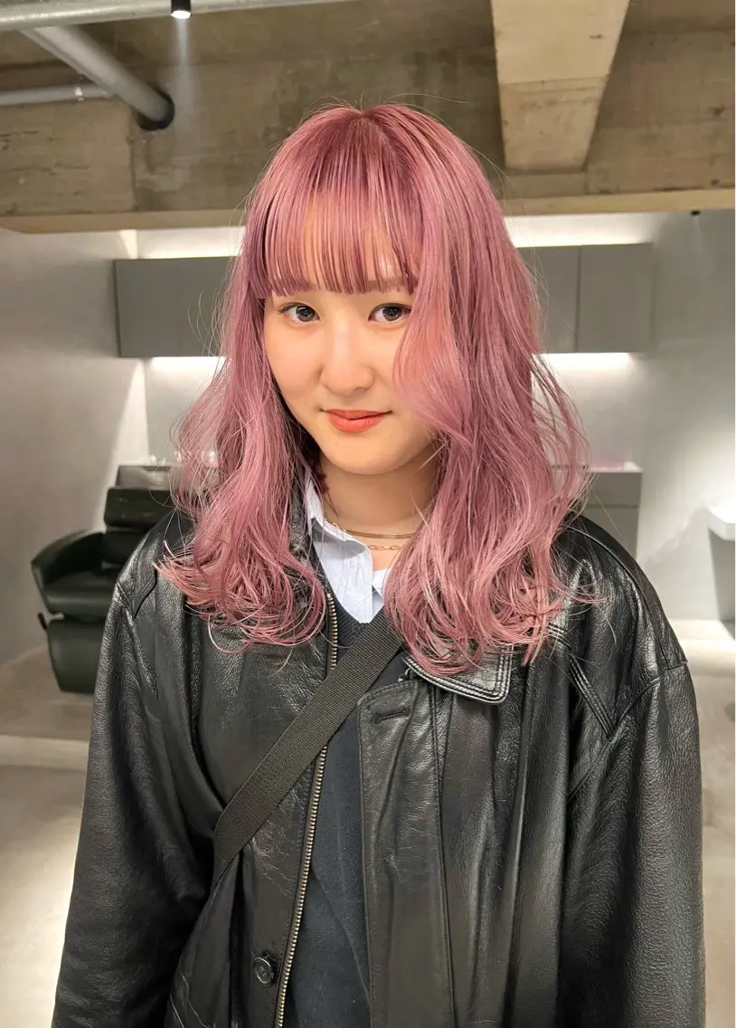 ミディアム カラー カット ヘアカラー トリートメント 宮川 日菜子のヘアスタイル