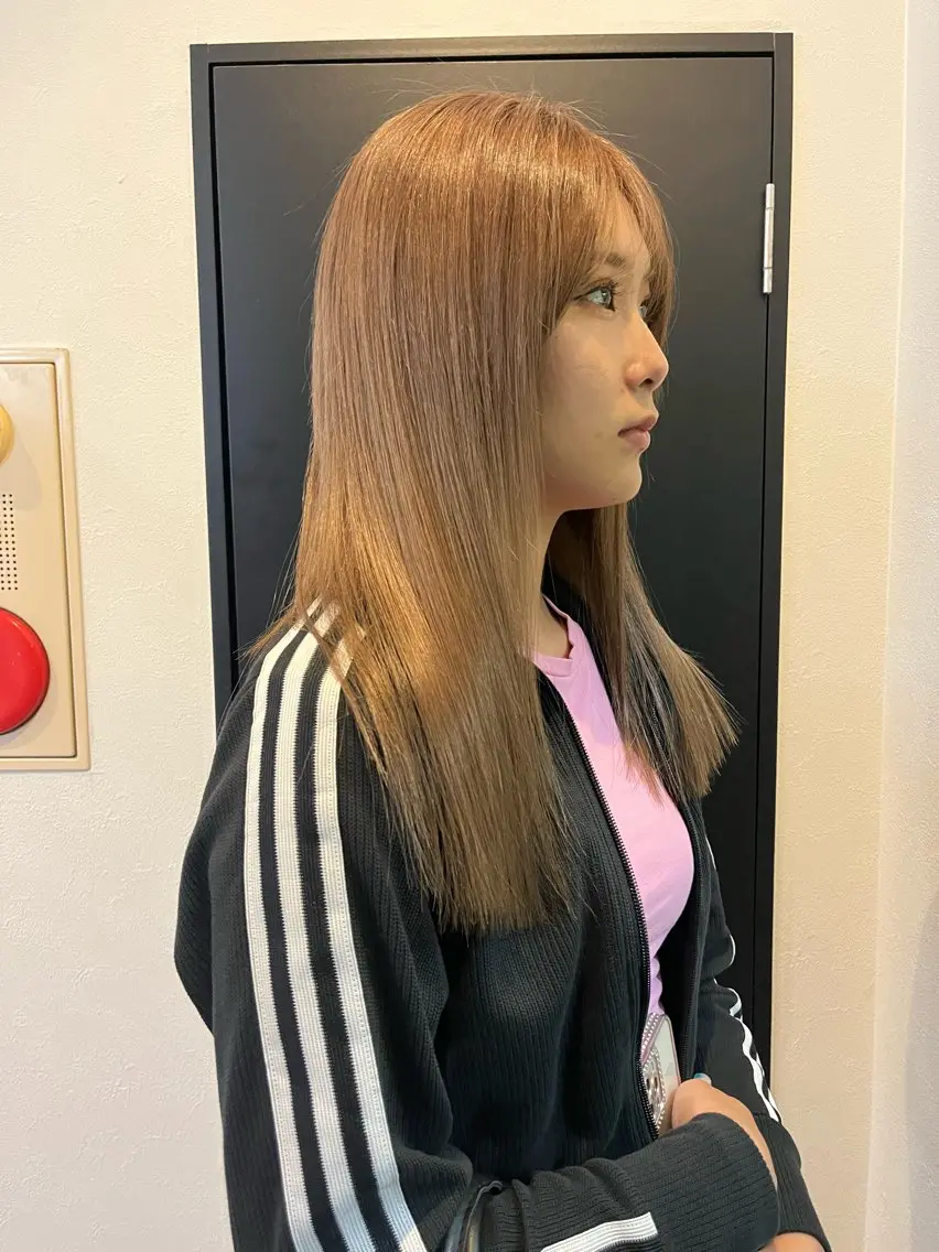 ミディアム カラー ベージュカラー ブリーチ デザインカラー ダブルカラー ハイトーンカラー 💖艶ハイトーン髪質 改善💖ケンシンのヘアスタイル