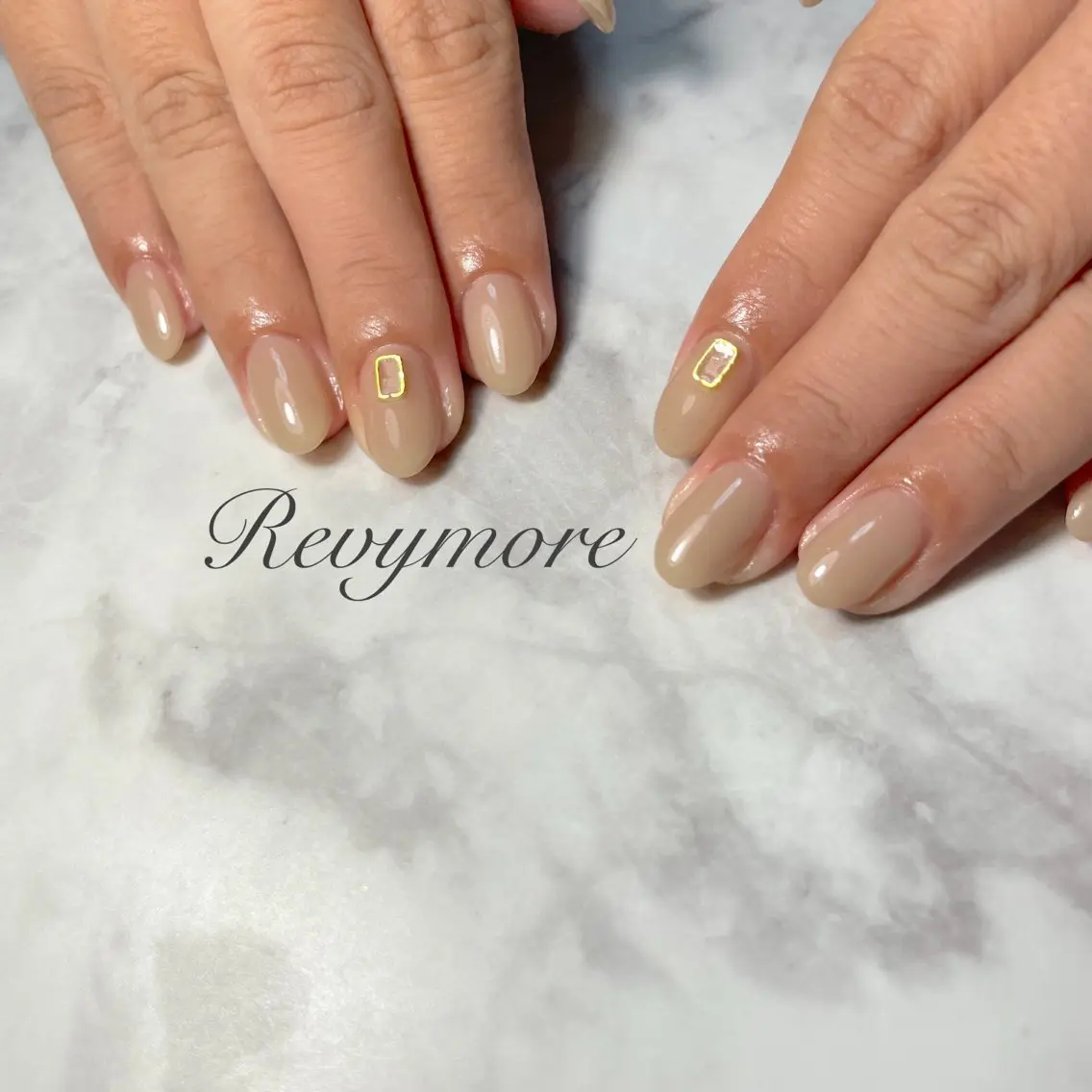 ネイル ジェルネイル 大理石ネイル(マーブル) ニュアンスネイル オフィスネイル シンプルネイル nail salon Revymoreのネイルデザイン