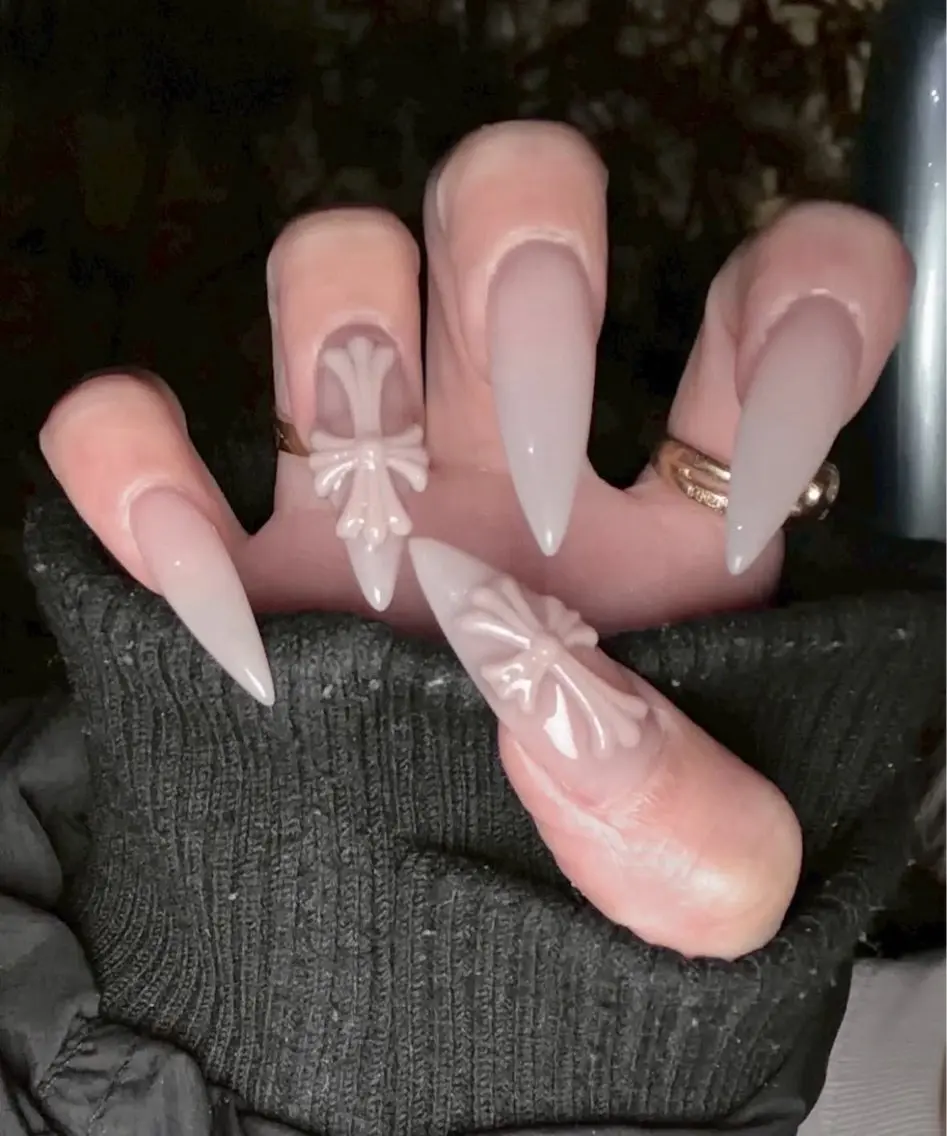 ネイル 長さ出し キラキラネイル 韓国ネイル ロングネイル ワンホンネイル ハンドネイル Josie nail salonのネイルデザイン