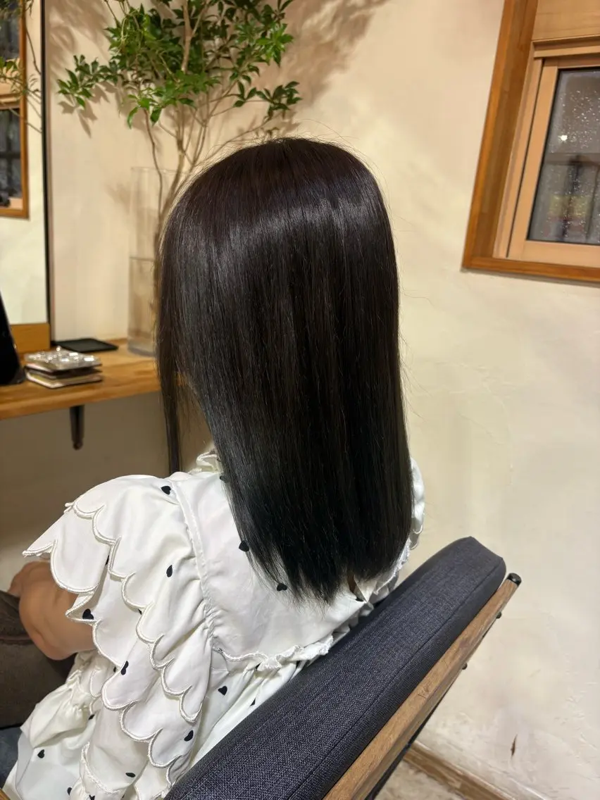 カラー 木崎 優来のヘアスタイル