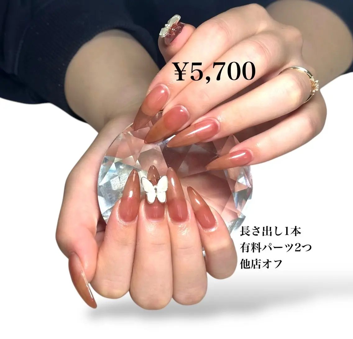 ネイル Reve府中町ネイル &カラー診断のネイルデザイン