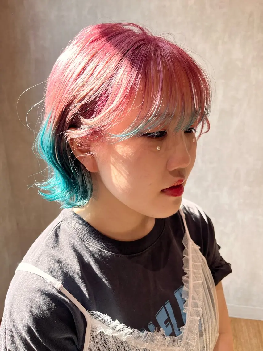 カラー ブリーチ やました りんのヘアスタイル