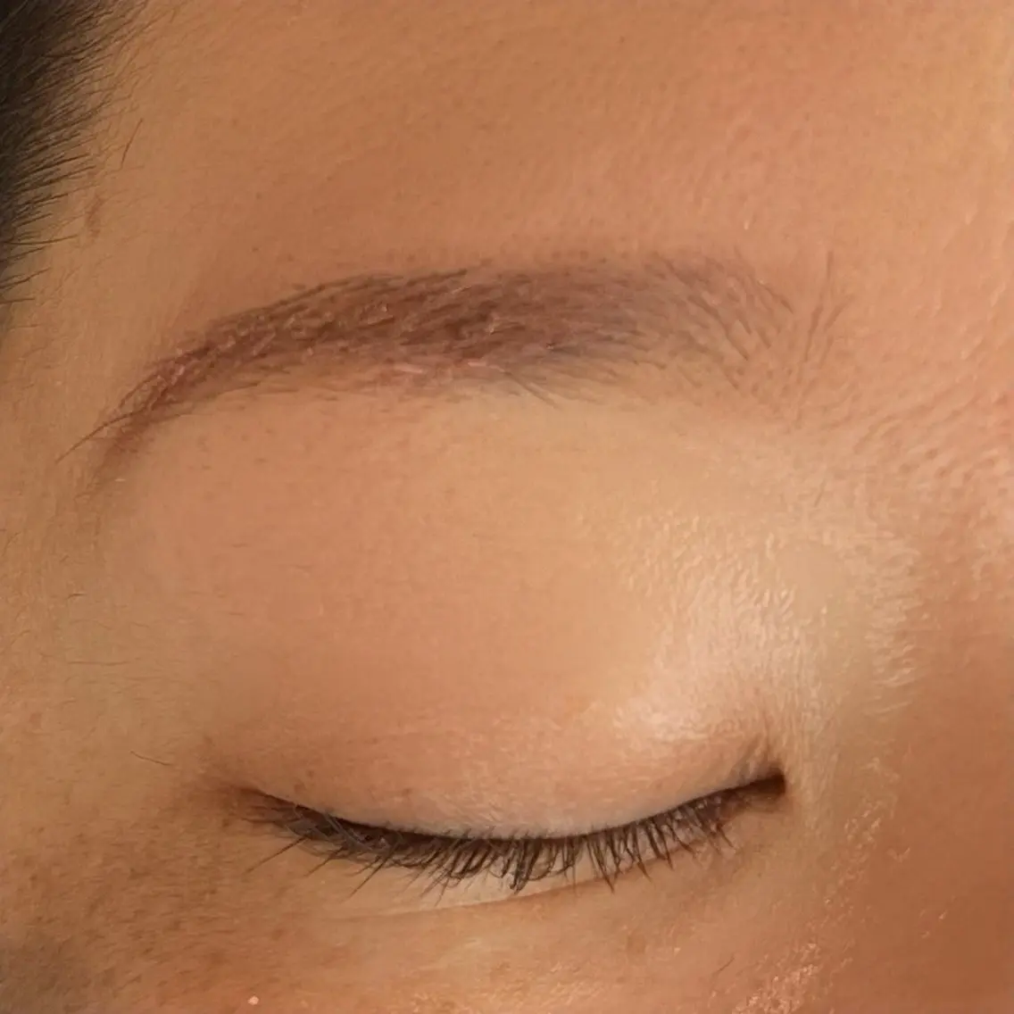 アイブロウ 眉毛ワックス脱毛 efface 北本 石坂の眉毛・アイブロウイメージ