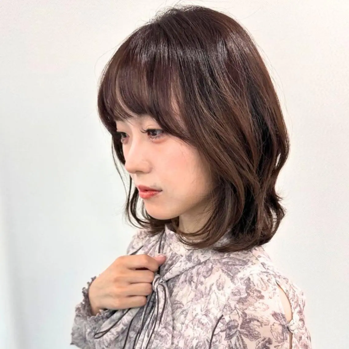 ミディアム カラー ブラウンカラー チョコレートブラウン グラデーションカラー ボブ 小顔カット ❇️安達 優心❇️ レイヤー/艶髪特化のヘアスタイル