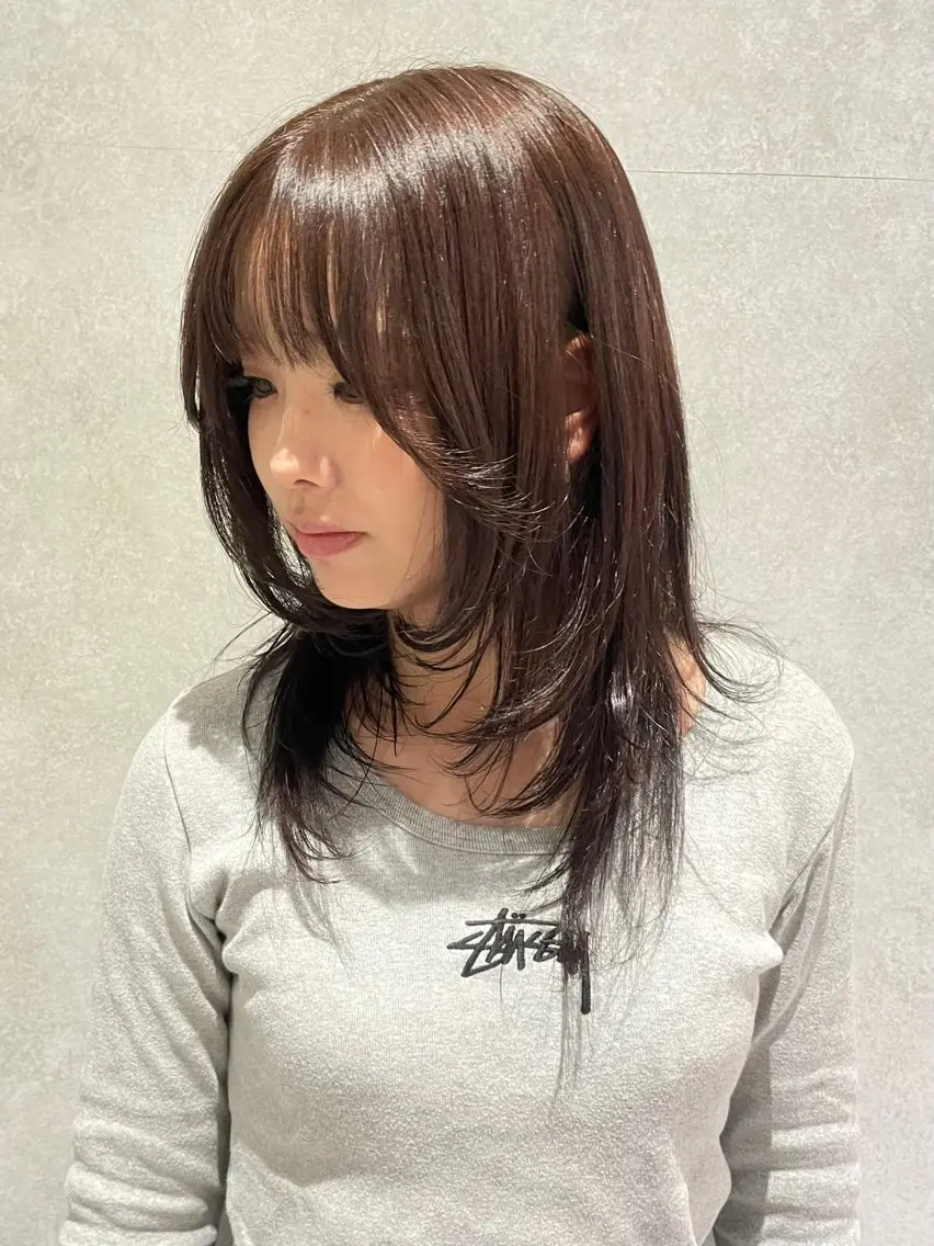 セミロング カラー ハッシュカット レイヤーカット カット ヘアカラー トリートメント yumemiレイヤー ✴︎ 透明感カラーのヘアスタイル