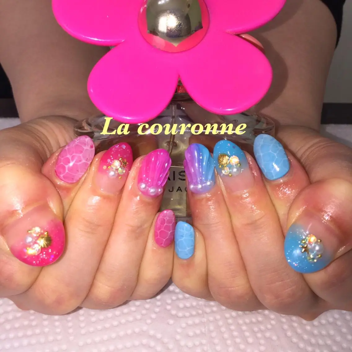 ネイル ハンドネイル Lacouronne NATSUMIのネイルデザイン