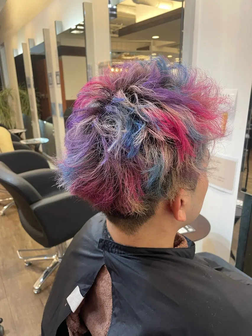 ショート カラー メンズ ヘアカラー トリートメント MATSURI BASE.AWAJIのヘアスタイル