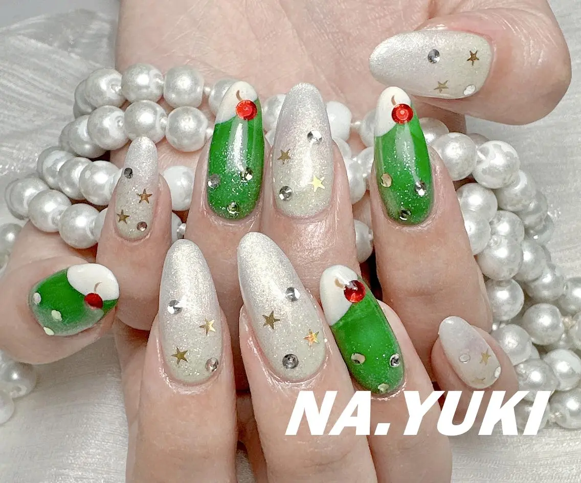 ネイル ハンドネイル ハンドケア 🌷 Mooning 🌷のネイルデザイン