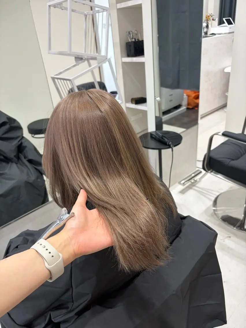 ミディアム カラー ヘアカラー COSMOS💫 千穂のヘアスタイル