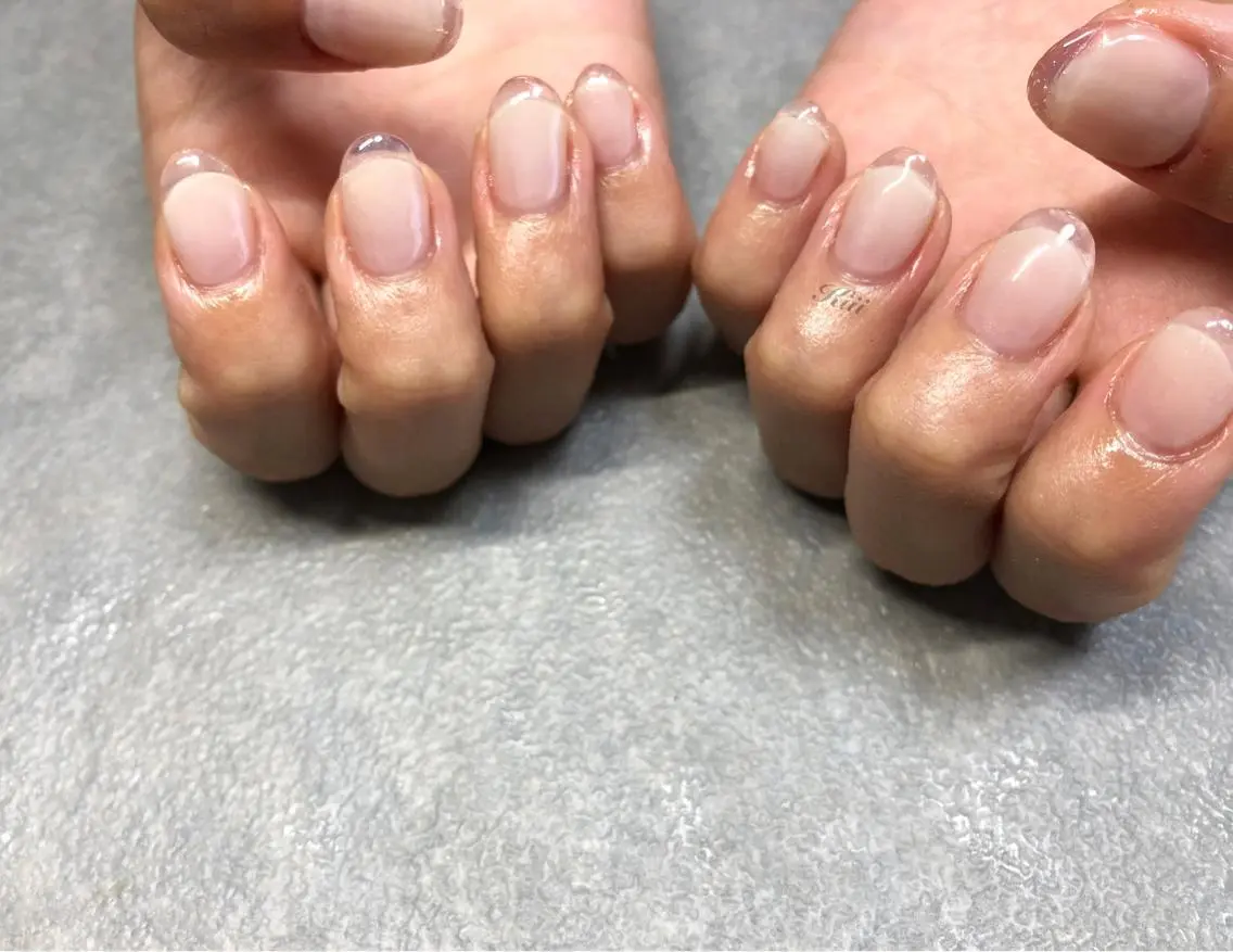 ネイル クリアネイル 長さ出し フレンチネイル ハンドネイル フットネイル kiii.__ ✴︎*のネイルデザイン