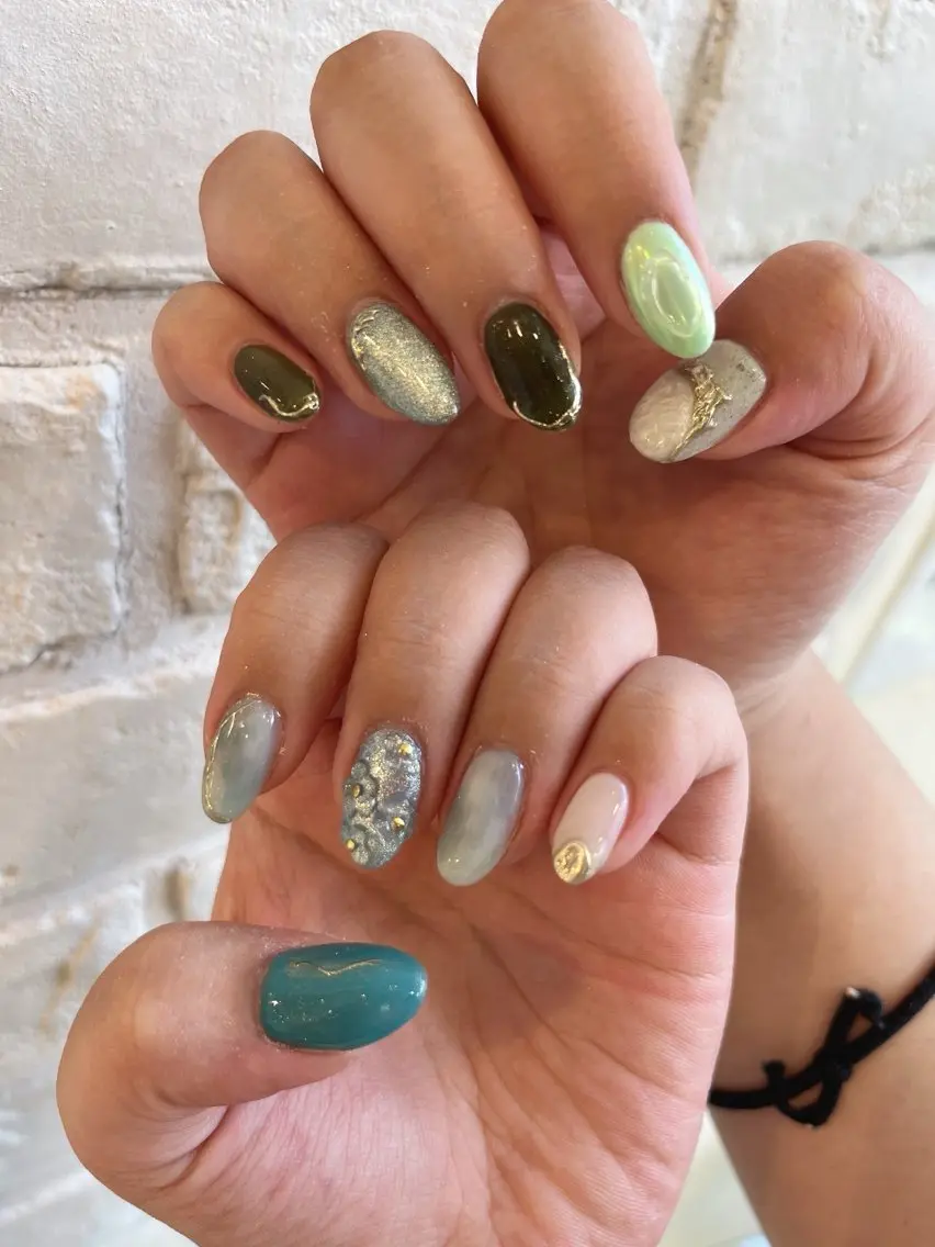ネイル オーロラネイル マグネットネイル ミラーネイル 持ち込み ニュアンスネイル ❀pom nail❀ aya.のネイルデザイン