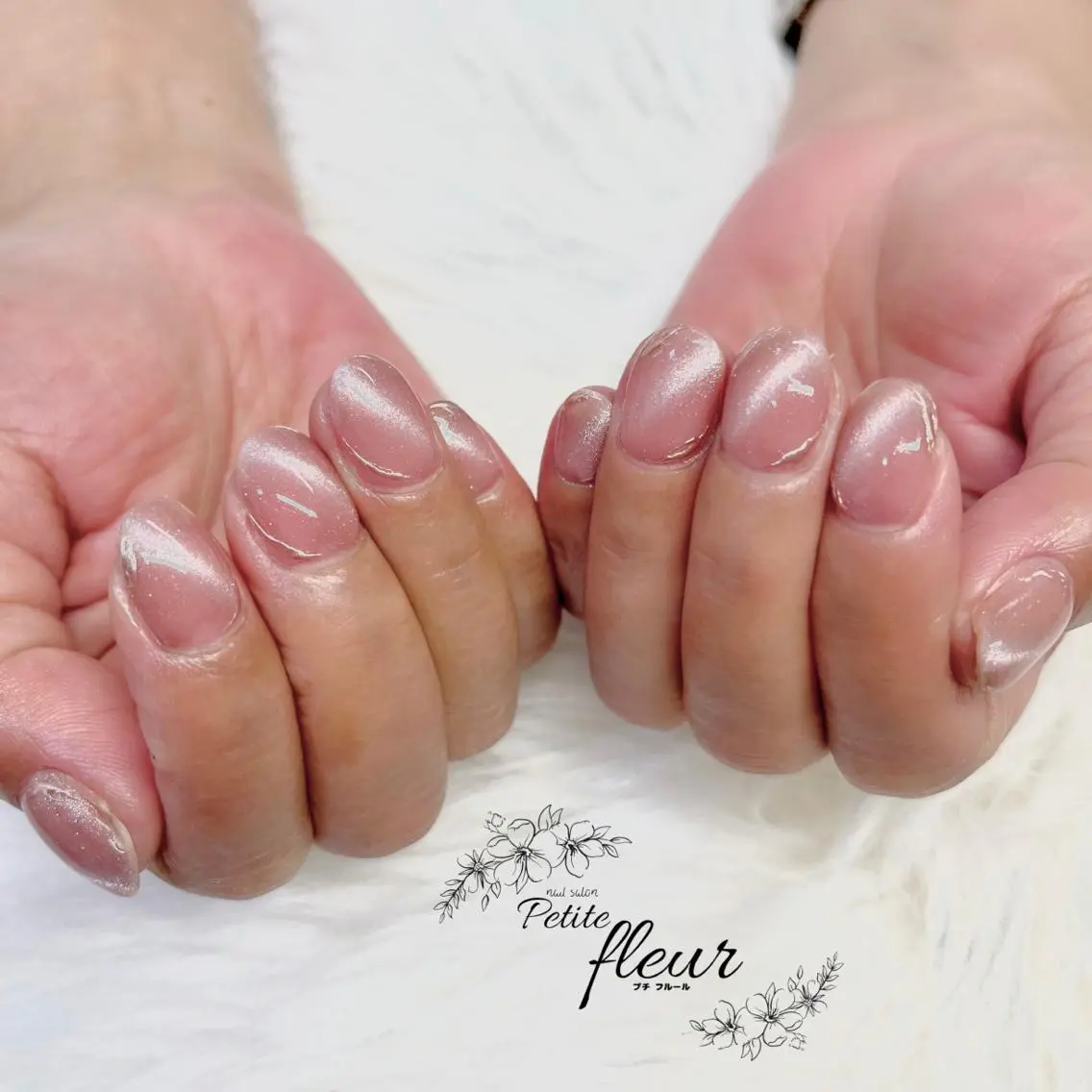 ネイル マグネットネイル ミラーネイル 春ネイル ❁⃘*。Petite fleur❁⃘*りさのネイルデザイン