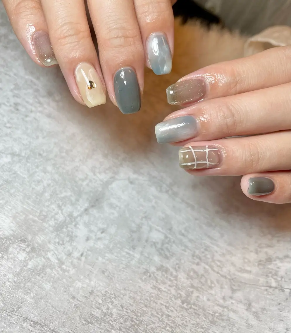 ネイル ハート 持ち込み ニュアンスネイル nana .のネイルデザイン