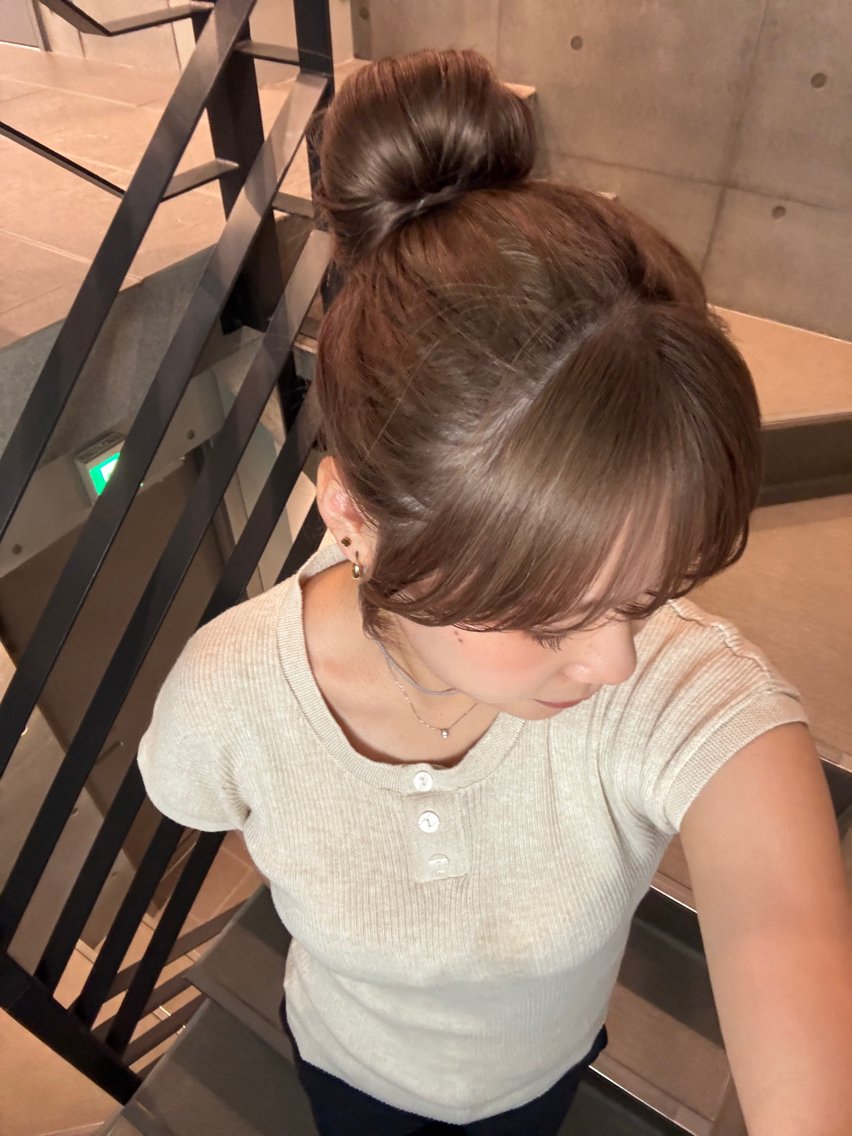 ロング カラー ヘアアレンジ ベージュカラー ブリーチ ヘアカラー トリートメント noa ☪︎のヘアスタイル