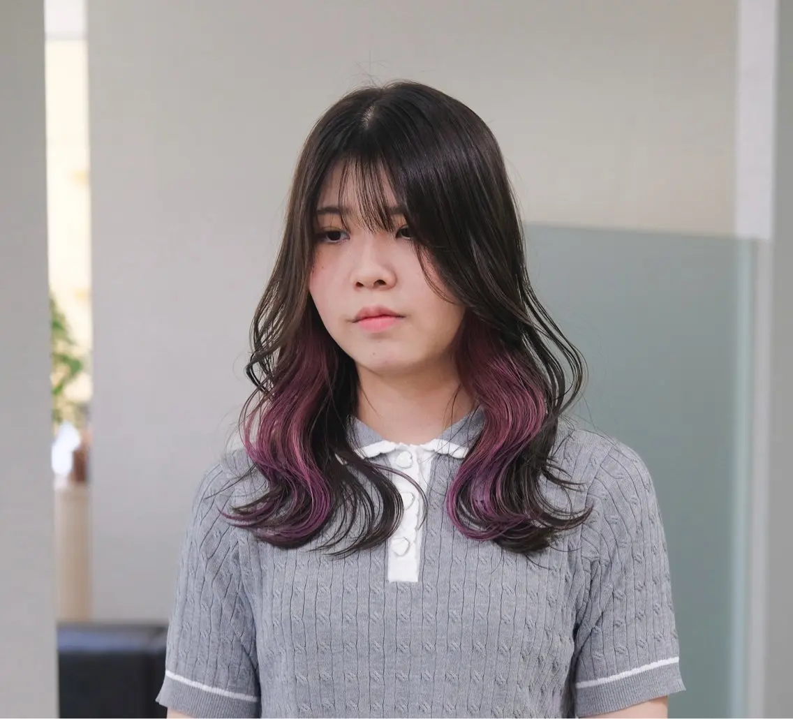 Ｗcolor🥭［ケアブリーチ１回（インナーカラー）＋うる艶カラー］の写真