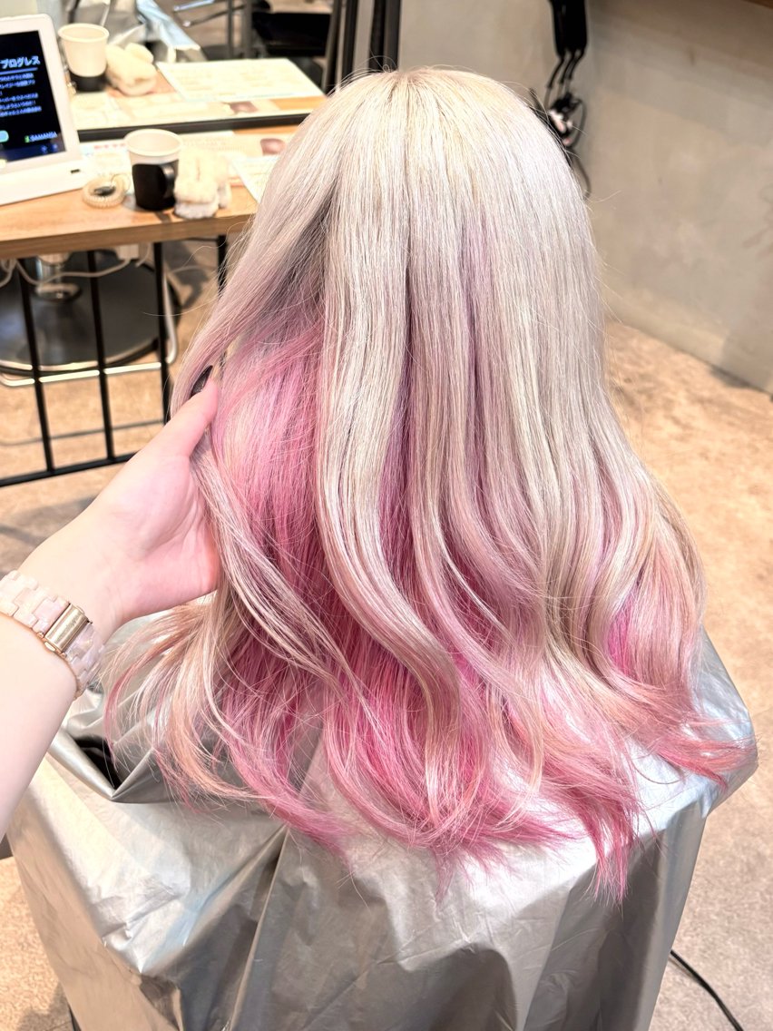 カラー ヘアカラー c h i h i r oのヘアスタイル