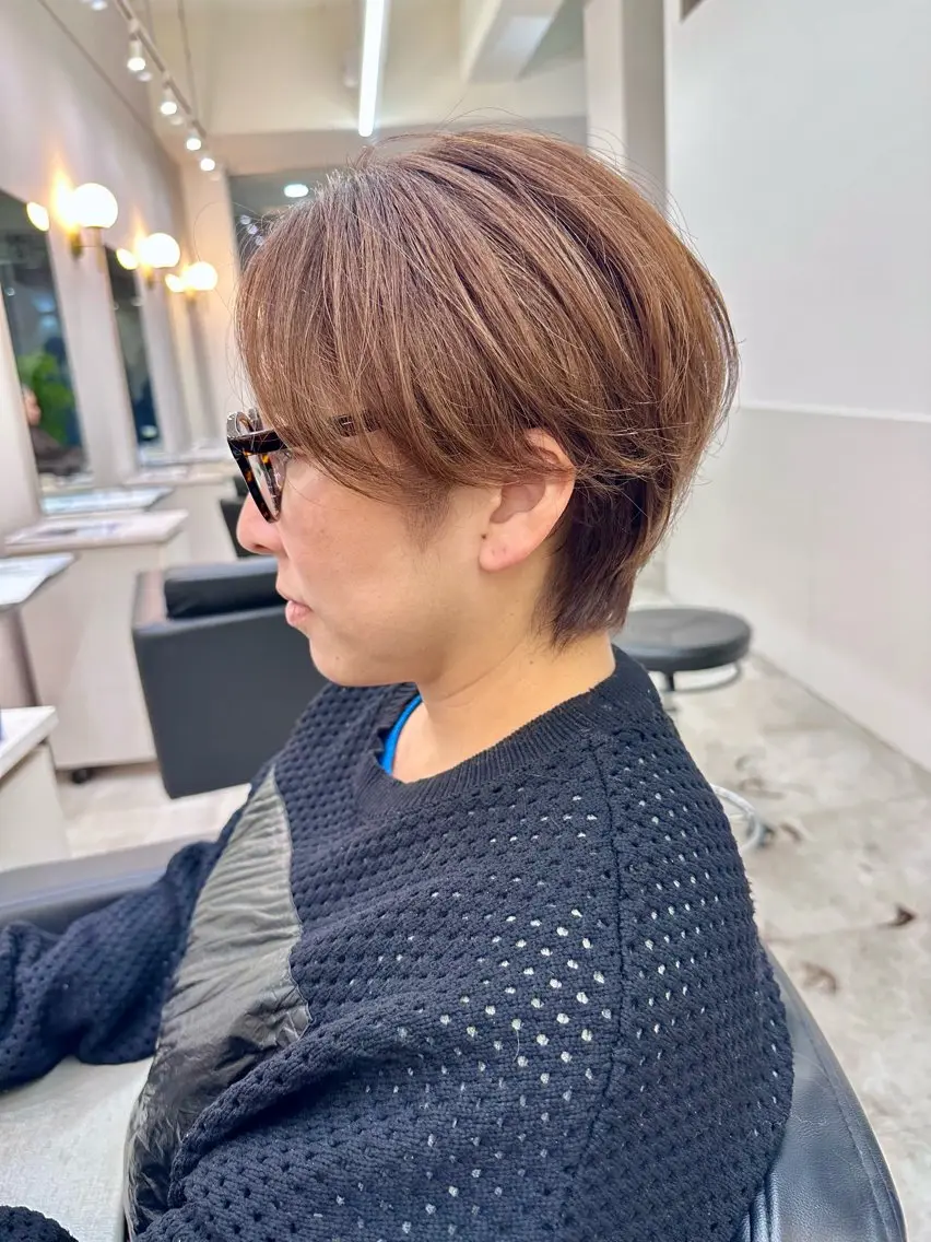 ショート カラー ハイライトカラー ハイライト カット ヘアカラー トリートメント 白髪ぼかし 中川 翔のヘアスタイル