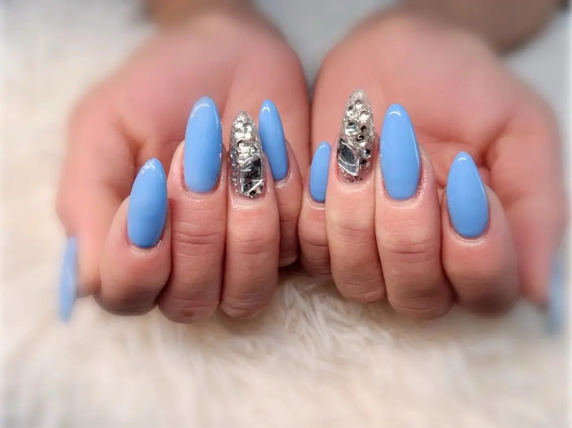 ネイル ブルー シルバー ek.nail⭐︎ kanaのネイルデザイン