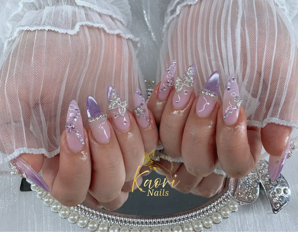 ネイル チークネイル ドット フレンチネイル ジェルネイル グラデーション Kaori Nailのネイルデザイン