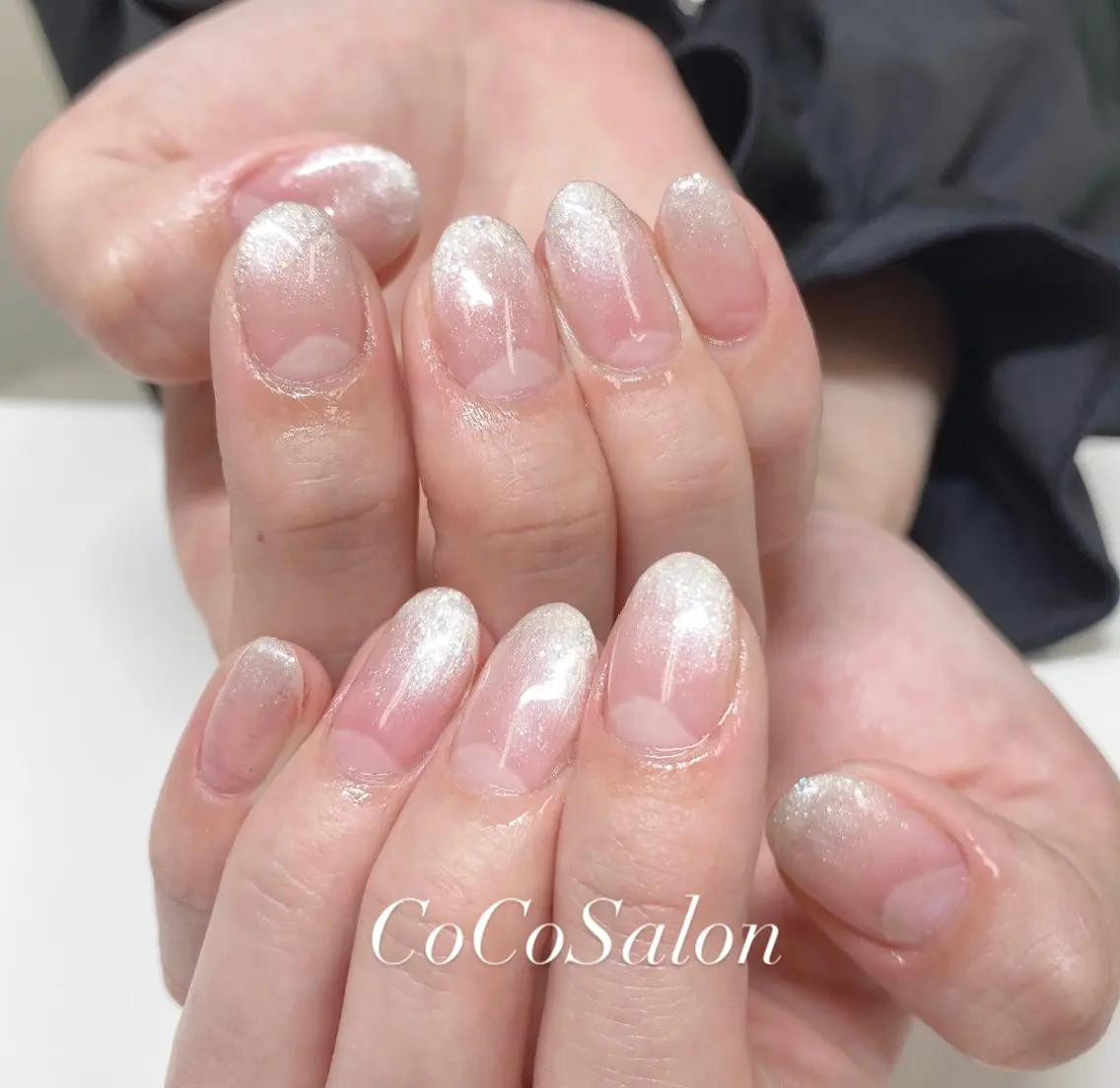 ネイル グラデーション ラメ(グリッター) ホワイト CoCo Salon ネイル/睫毛/脱毛のネイルデザイン