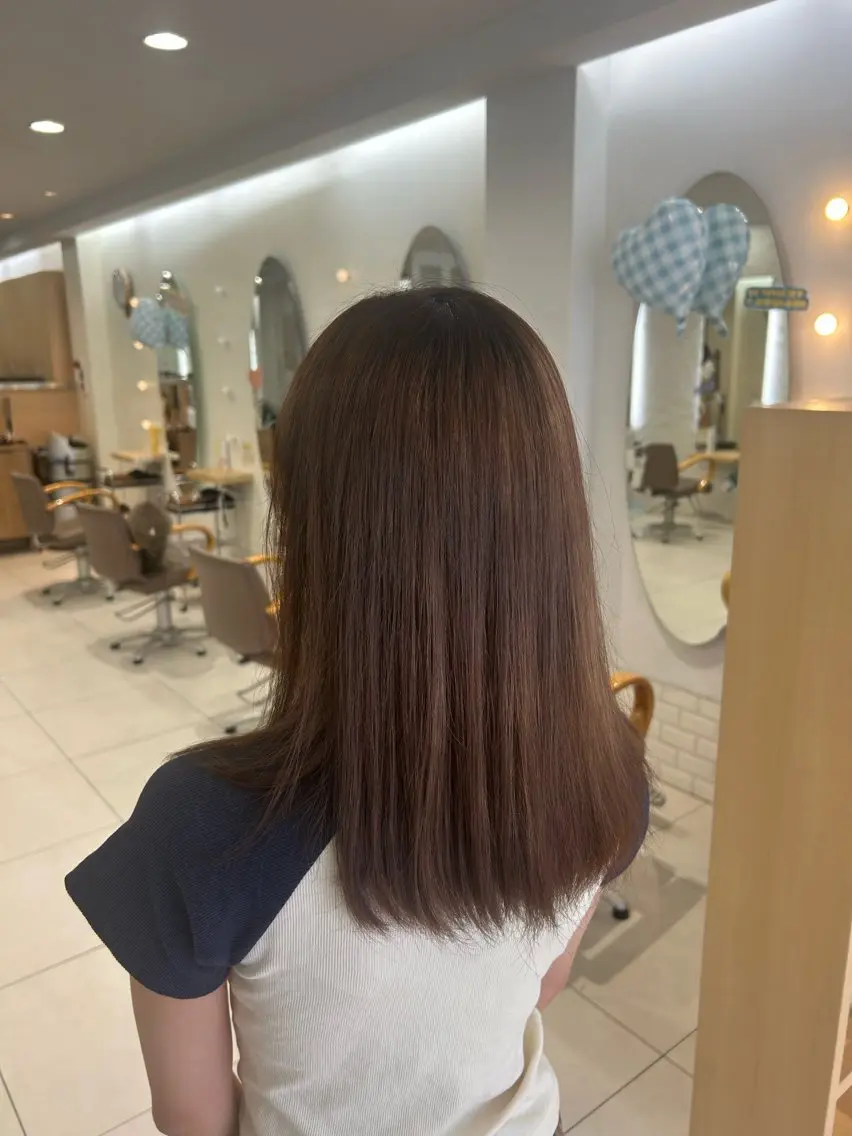 ロング カラー ブリーチ ブラウンカラー チョコレートブラウン ピンクカラー カット ヘアカラー 榊原 純佑のヘアスタイル