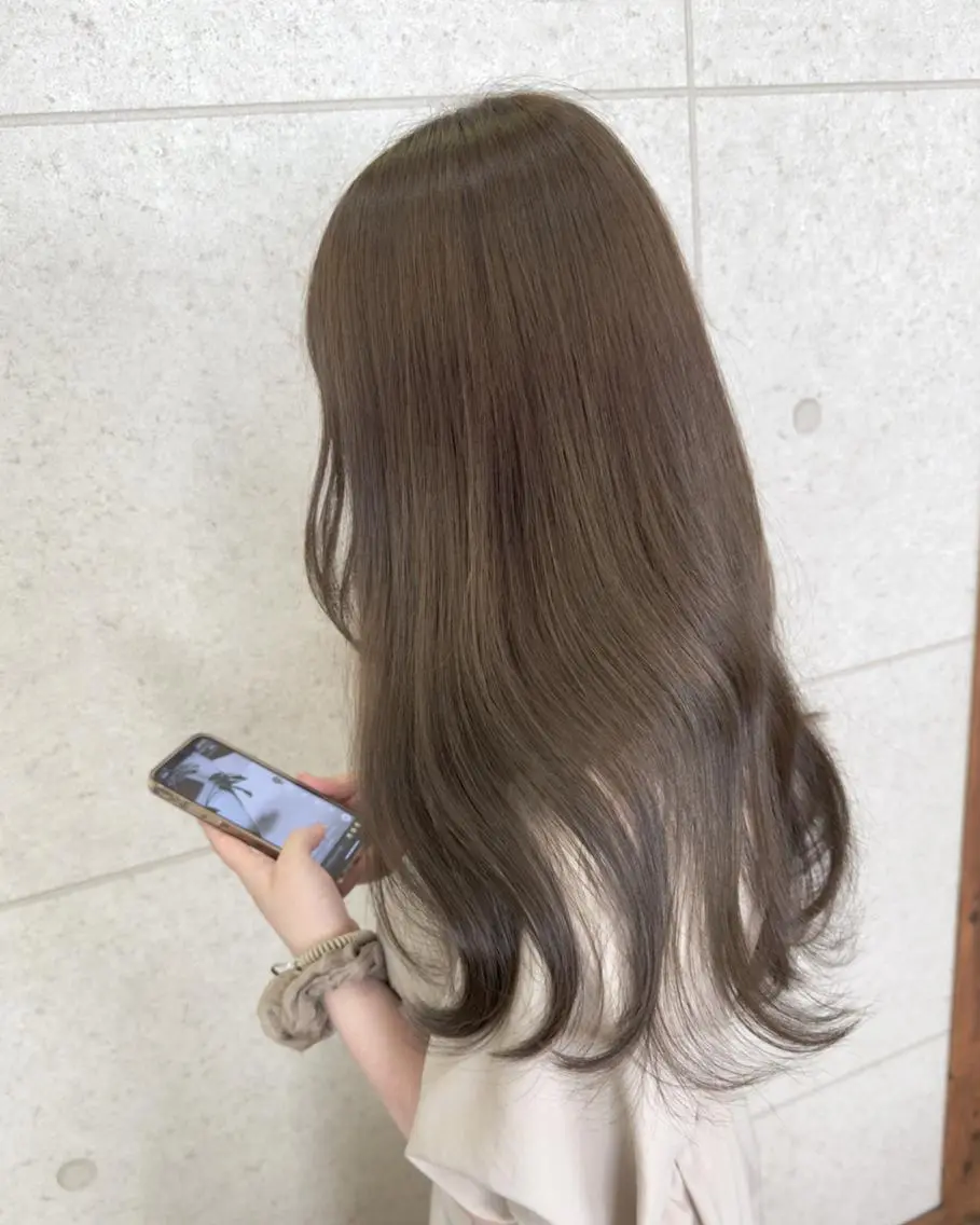 カット+カラー+前髪ストレート+トリートメントの写真