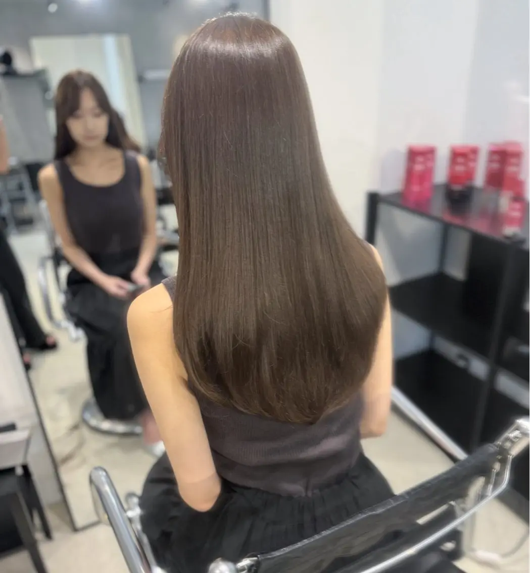 ロング カラー パーマ ヘアアレンジ 透明感/オリーブ/ グレージュ/YUKAのヘアスタイル