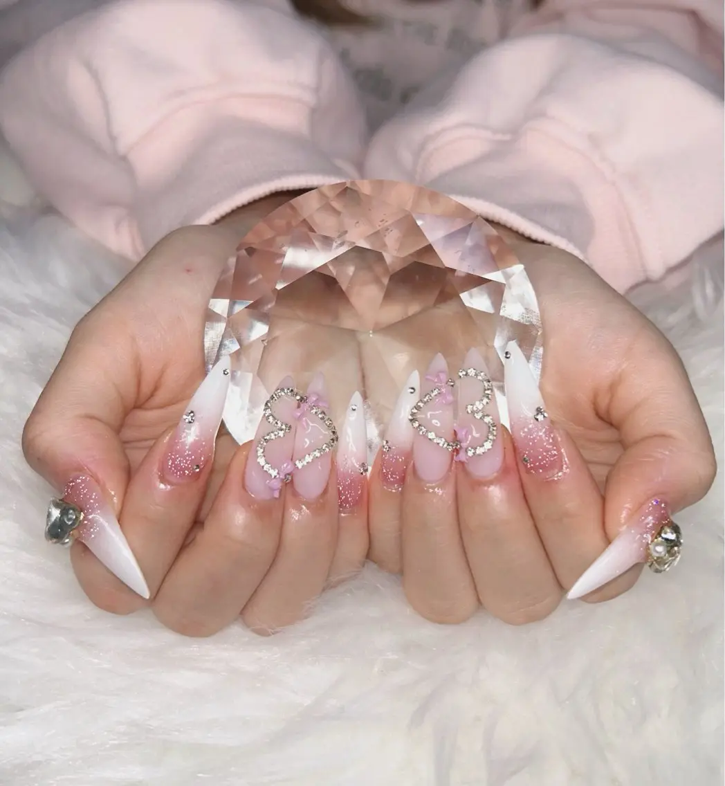 ネイル アートネイル オーロラネイル チークネイル 長さ出し フットネイル Chan nailsのネイルデザイン