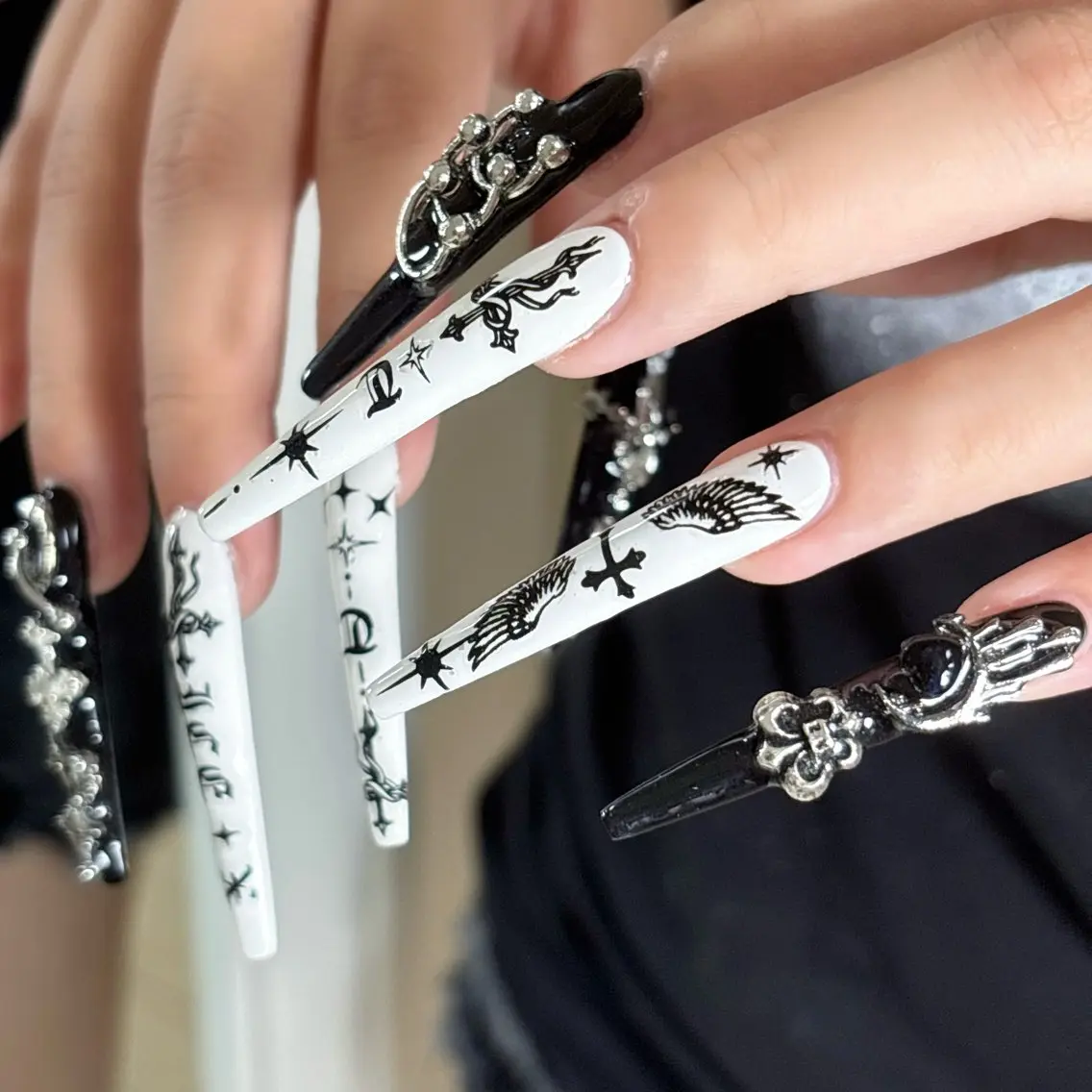 ネイル フレンチネイル ジェルネイル 韓国ネイル マグネットネイル ニュアンスネイル ハンドネイル Sully Nail  Labのネイルデザイン