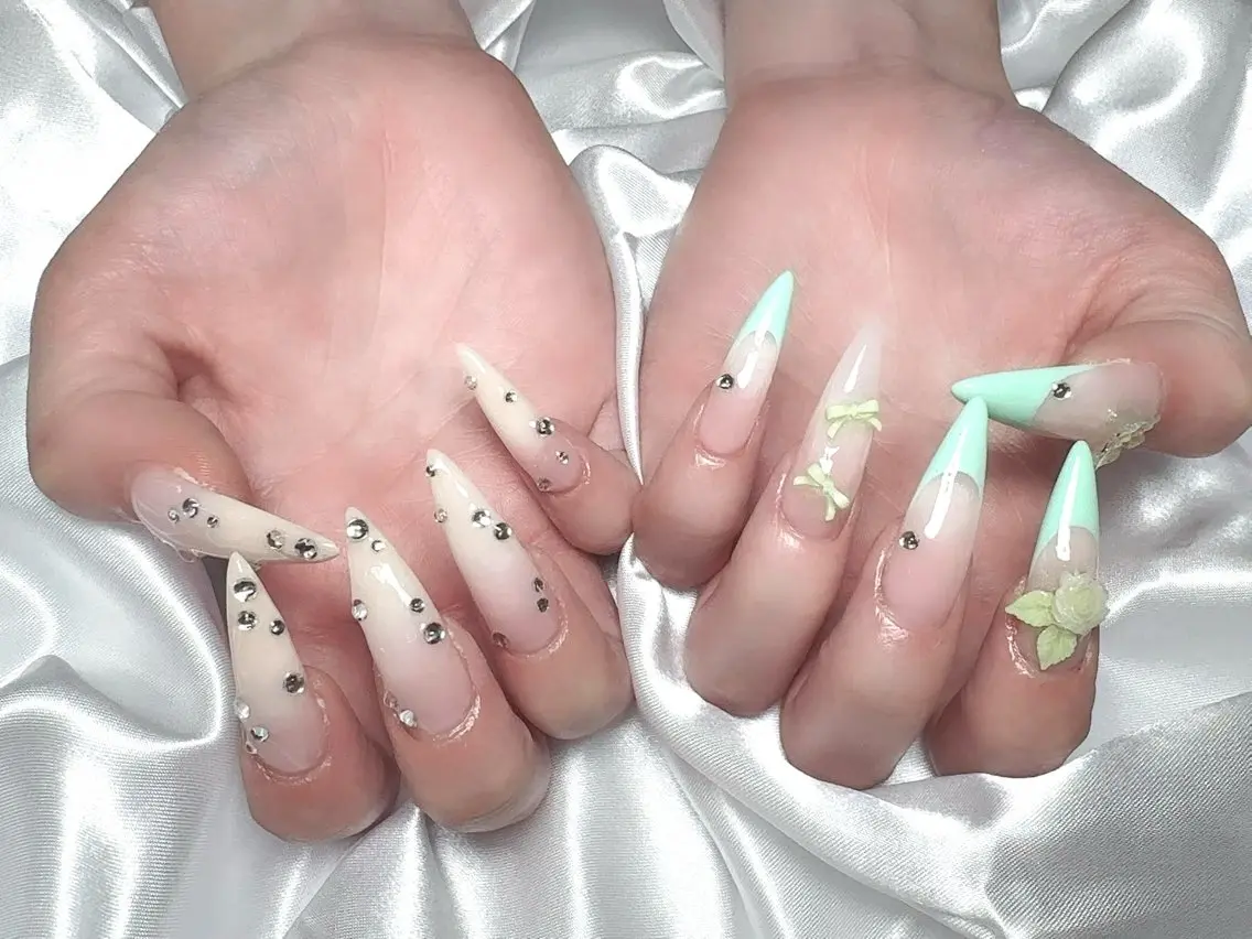 ネイル フットネイル フレンチネイル グラデーション 韓国ネイル マグネットネイル ハンドネイル ハンドケア Hara Nail 【持ち込みOK】のネイルデザイン