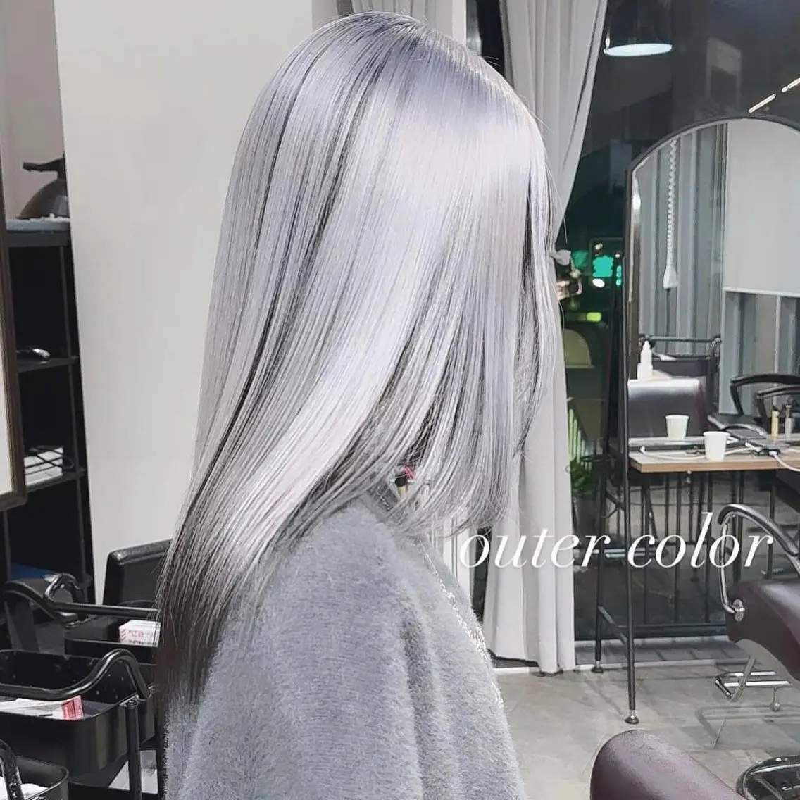 セミロング カラー カット ヘアカラー トリートメント ヘアセット 💜ハイトーン💛 マジカルかいちゃんのヘアスタイル