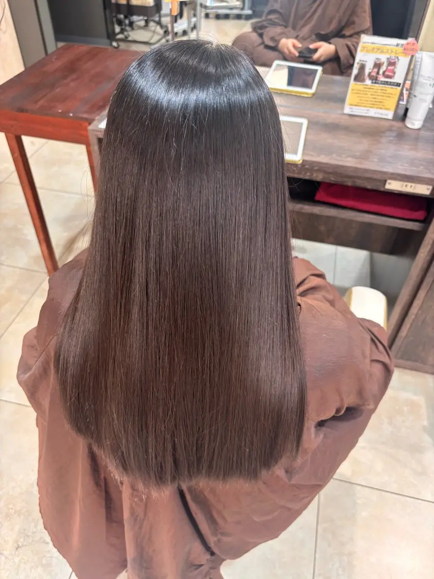 ロング 髪質改善 トリートメント 守谷 奏穂のヘアスタイル