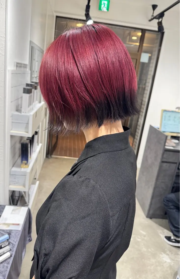 カラー ヘアカラー ハイトーン/レイヤー /艶カラー🎀のヘアスタイル