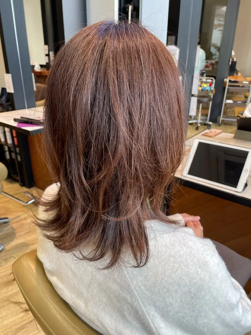 ミディアム 顔周りカット レイヤーカット 生盛 智穂子のヘアスタイル