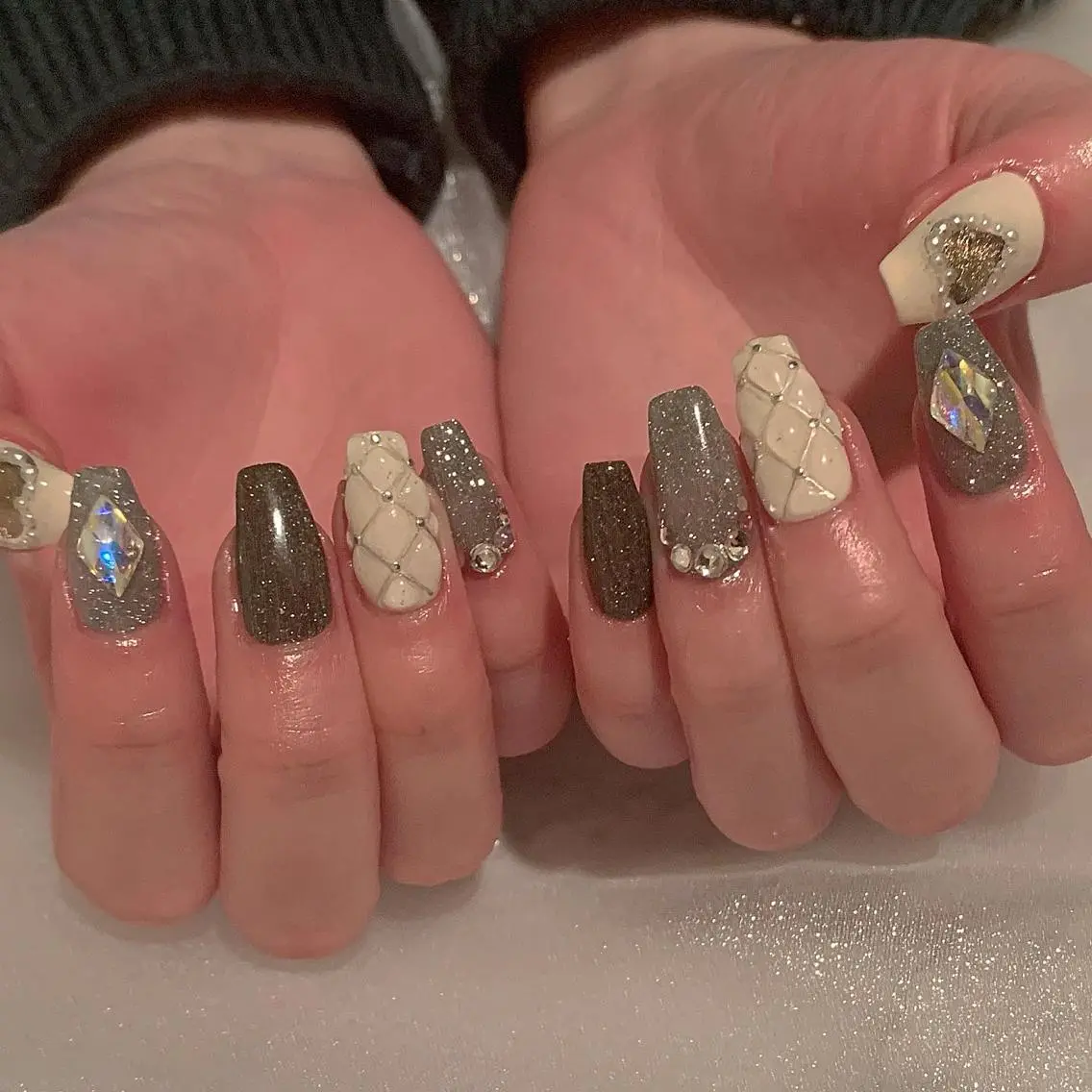 ネイル ハンドネイル ハンドケア lylynail YUUKAのネイルデザイン