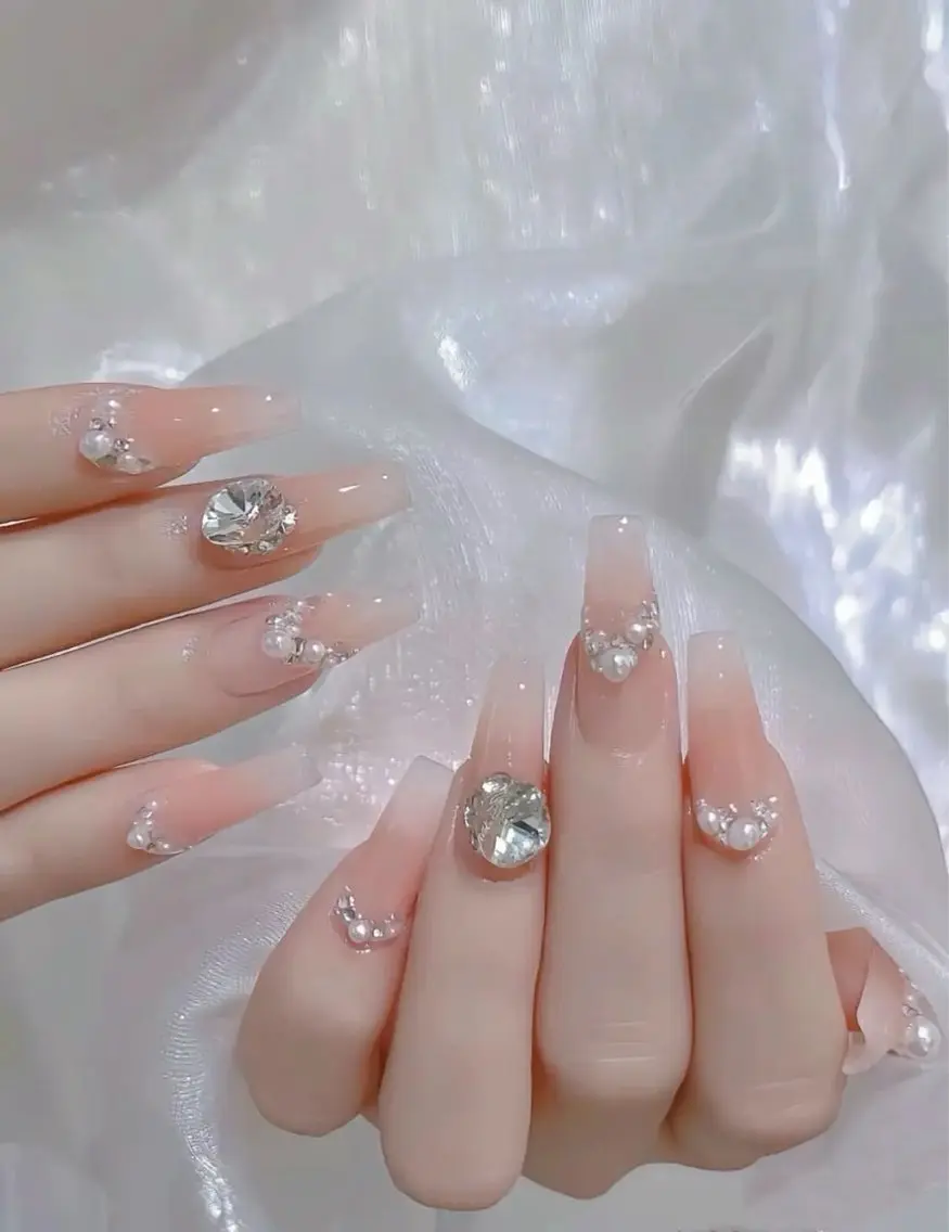 ネイル アートネイル オーロラネイル ブルー チークネイル フットネイル ハンドネイル NAILS168 新大久保店のネイルデザイン